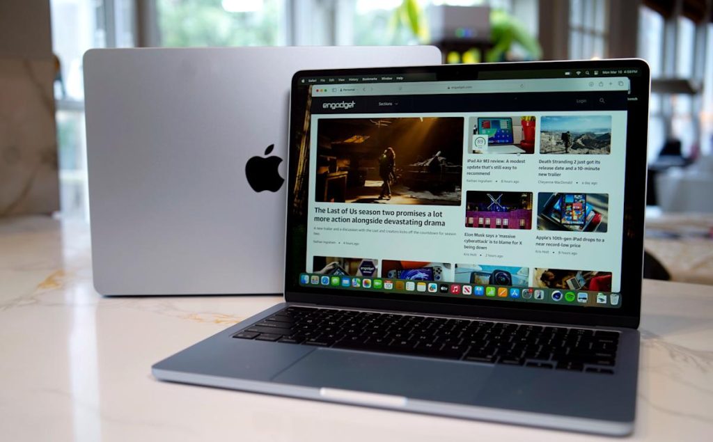 Apple's MacBook Air M4 is on sale for a record-low price