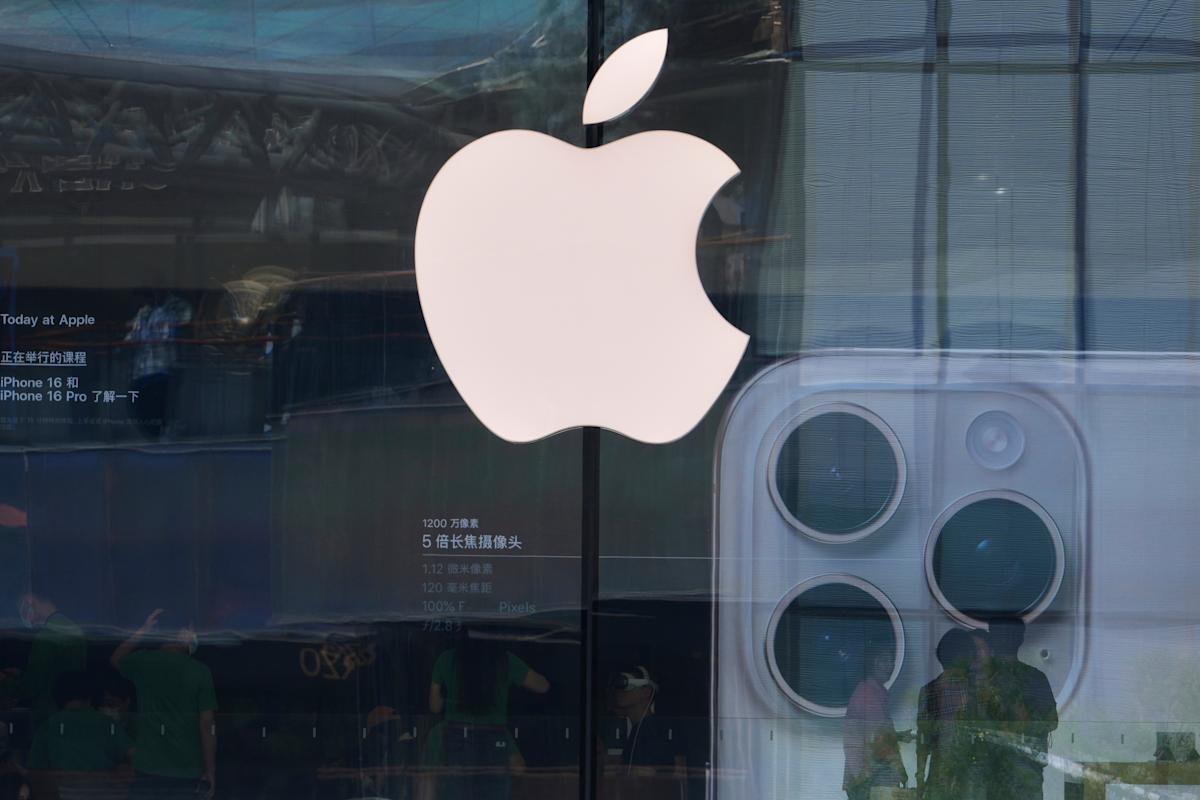 Apple will reportedly bring back Touch ID on a foldable iPhone Apple will reportedly bring back Touch ID on a foldable iPhone