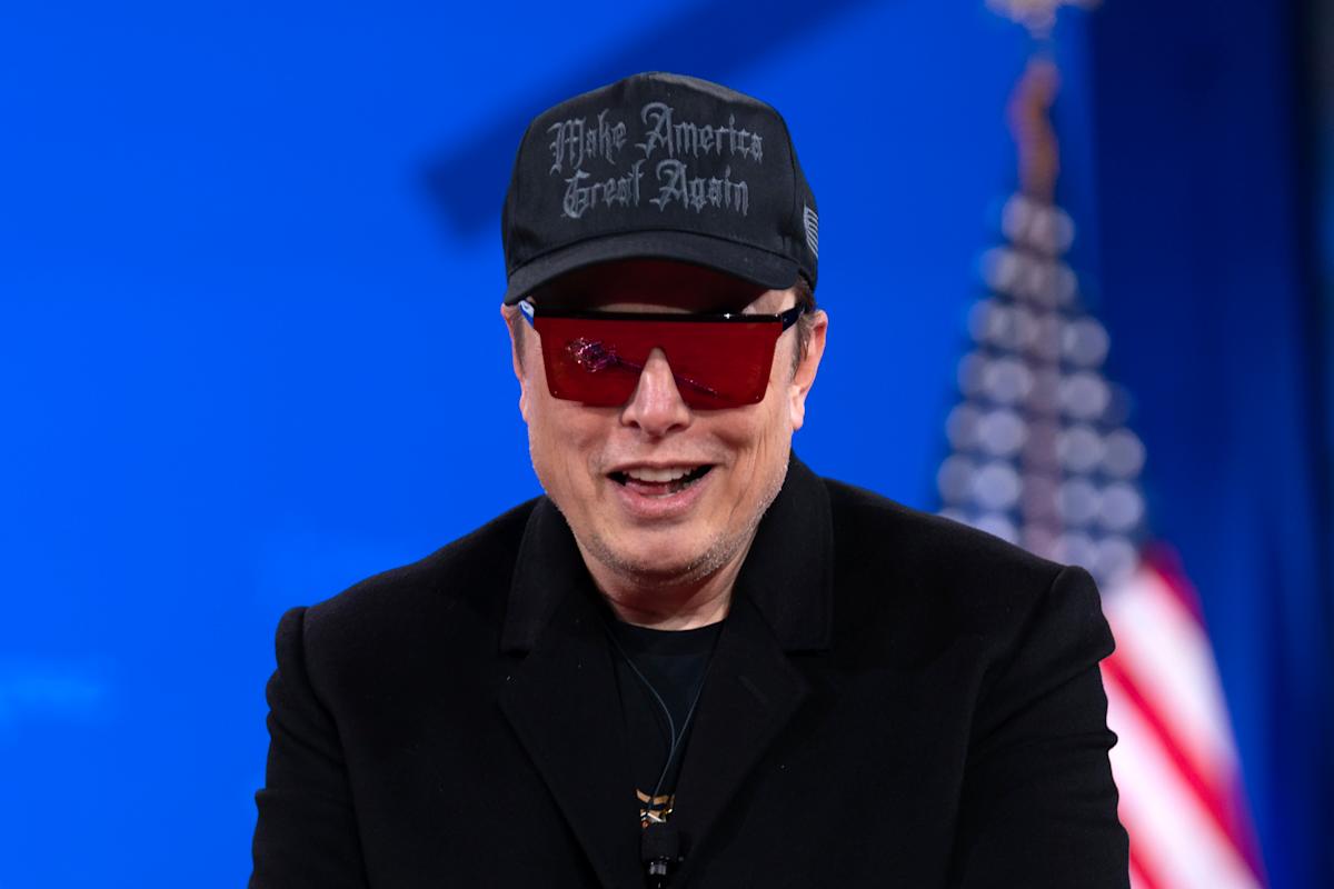 Elon Musk and xAI are suing Apple and OpenAI because Grok isn’t topping the app charts Elon Musk and xAI are suing Apple and OpenAI because Grok isn’t topping the app charts