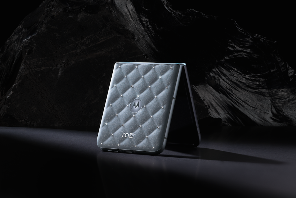 Motorola and Swarovski team up for a super fancy Razr