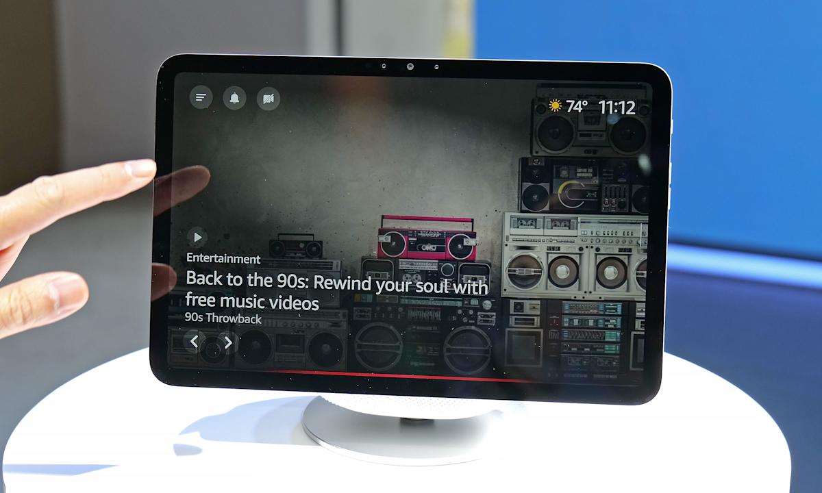 A cuter, more unified smart display