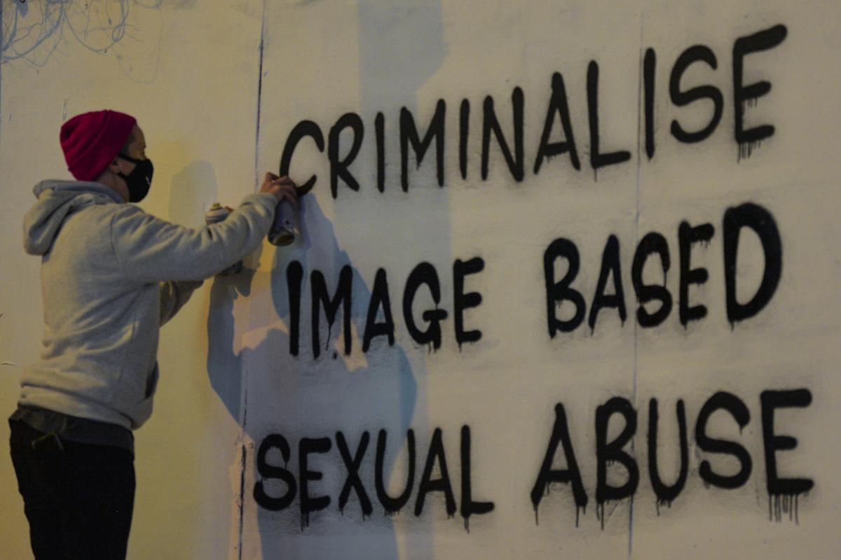 Google will upgrade its revenge porn defenses with help from a UK nonprofit Google will upgrade its revenge porn defenses with help from a UK nonprofit