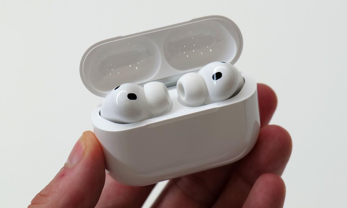 Live Translation with AirPods won’t come to EU-based Apple users