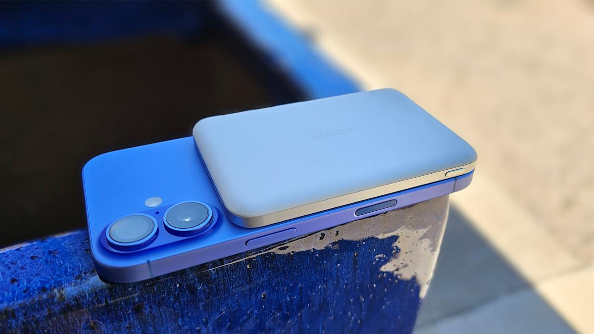 Our favorite slim MagSafe power bank is down to a new low